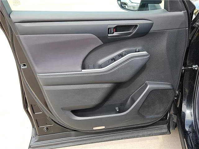 Used 2025 Black Toyota  image 13
