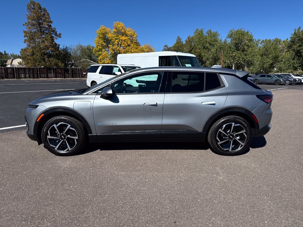Used 2025 Chevrolet Equinox EV LT with VIN 3GN7DLRP6SS153635 for sale in Lakewood, CO
