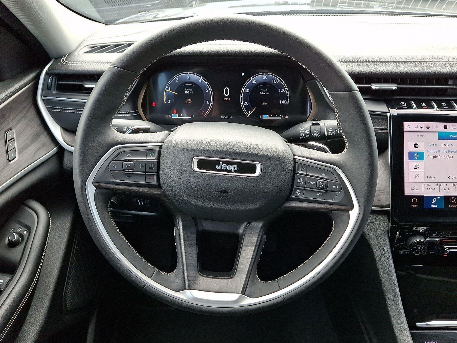 Used 2023 Midnight Sky Jeep Limited image 20