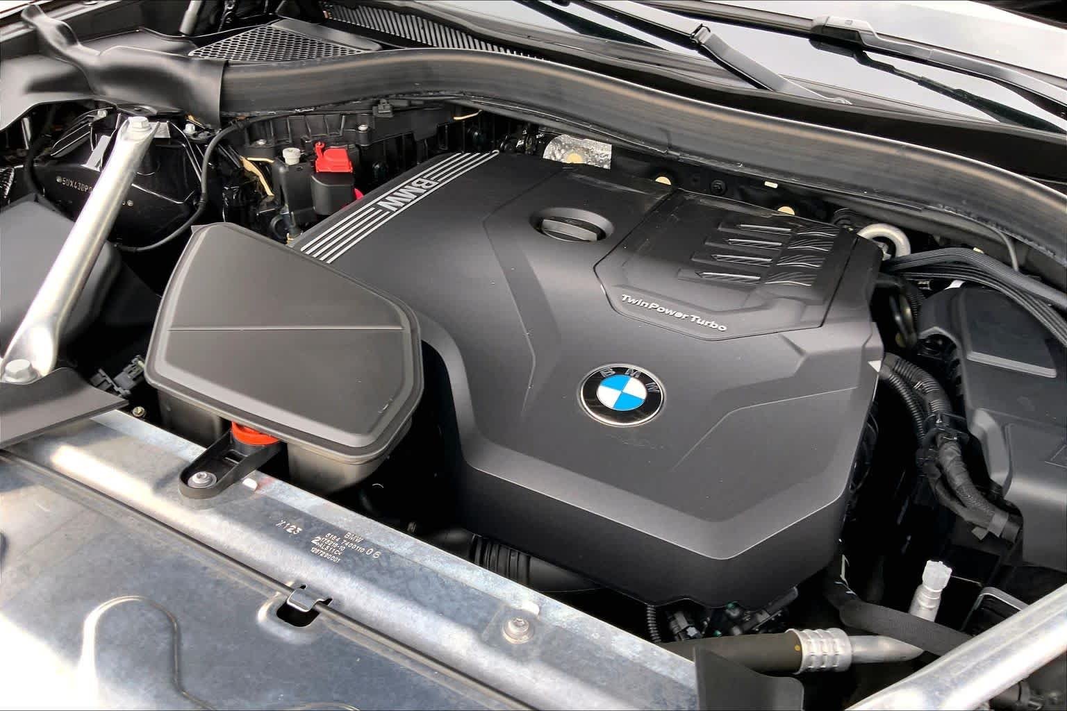 Used 2023 Dark Graphite Metallic BMW sDrive30i image 32