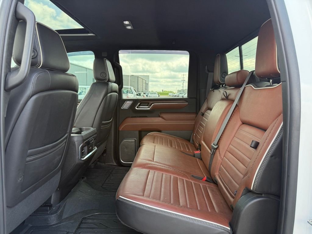 Used 2024 Summit White GMC Denali Ultimate image 8