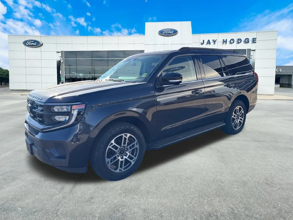 New 2026 Dark Matter Gray Metallic Ford Active image 2