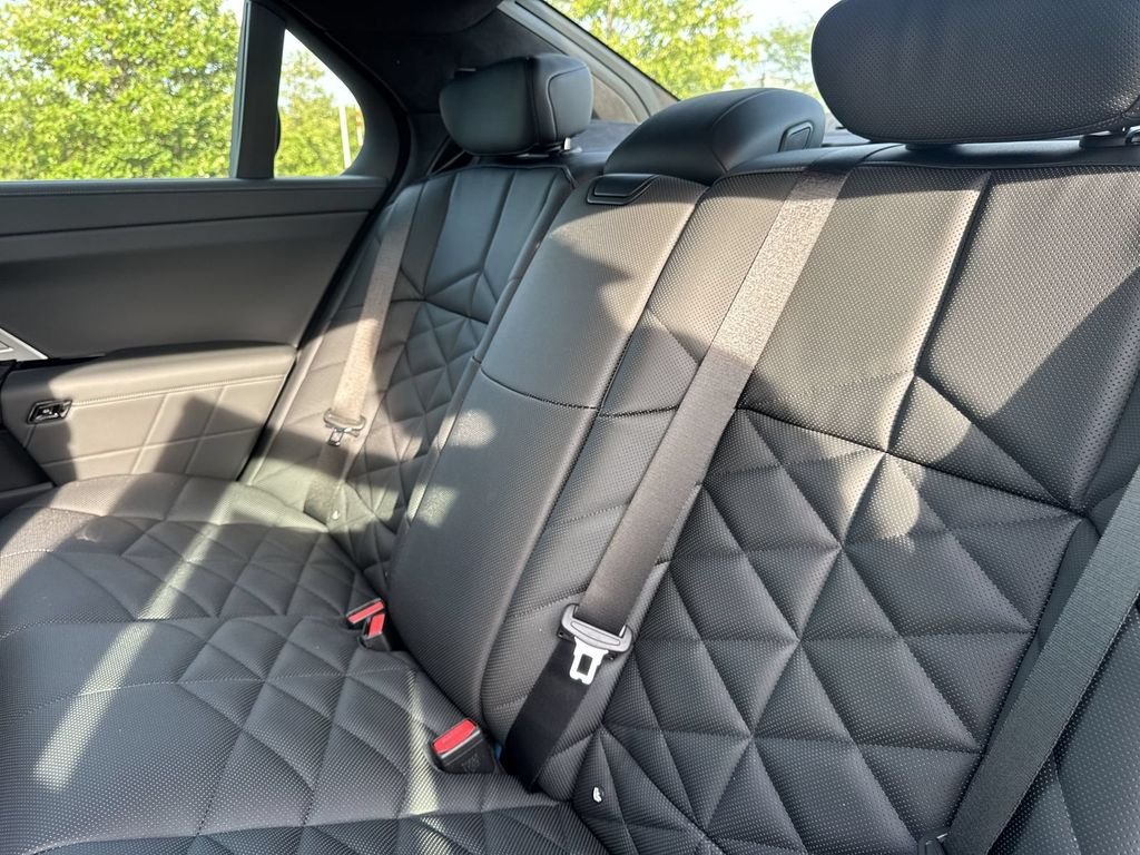 New 2027 Black Sapphire Metallic BMW  image 19