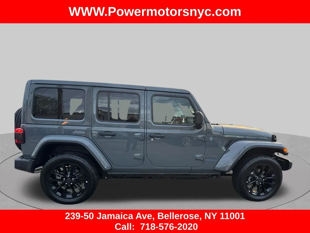 Used 2025 Gray Jeep Sahara 4xe image 6