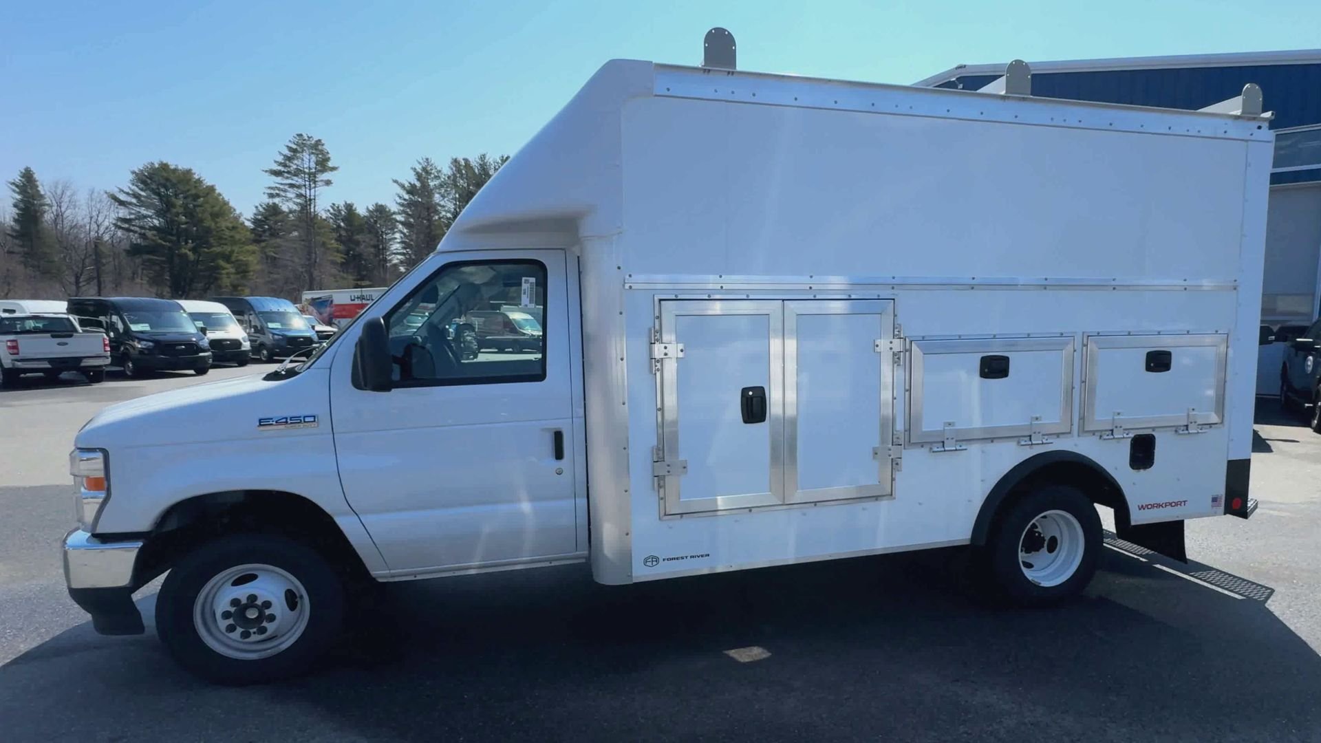 2026 Ford E-Series Cutaway Base - Photo 17