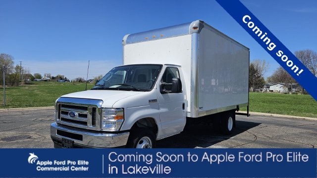 New 2027 Oxford White Ford Base image 7