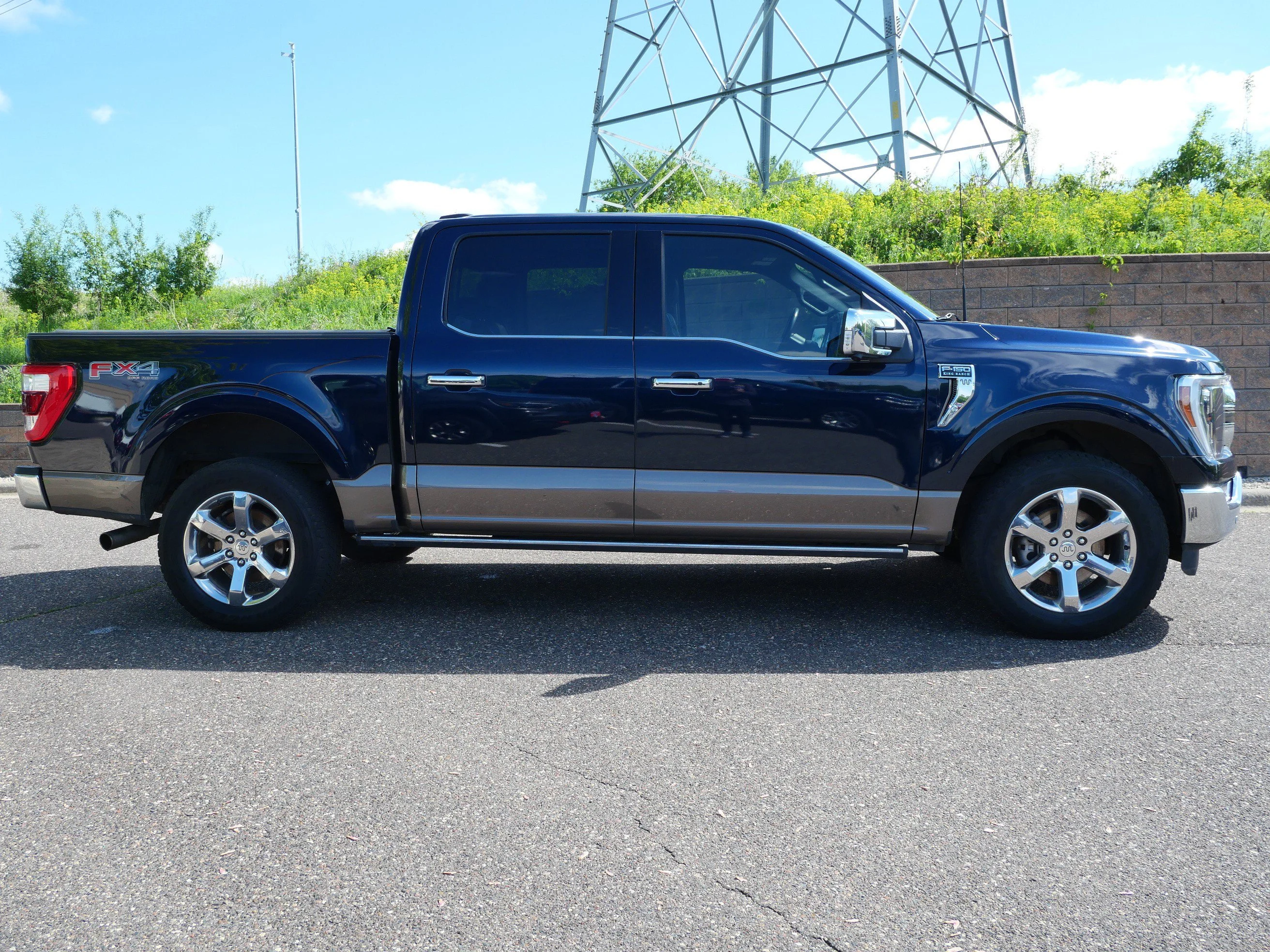 Certified Used 2023 Bluestone Ford King Ranch image 7