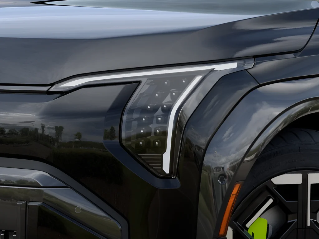 New 2027 Black Kia GT image 25