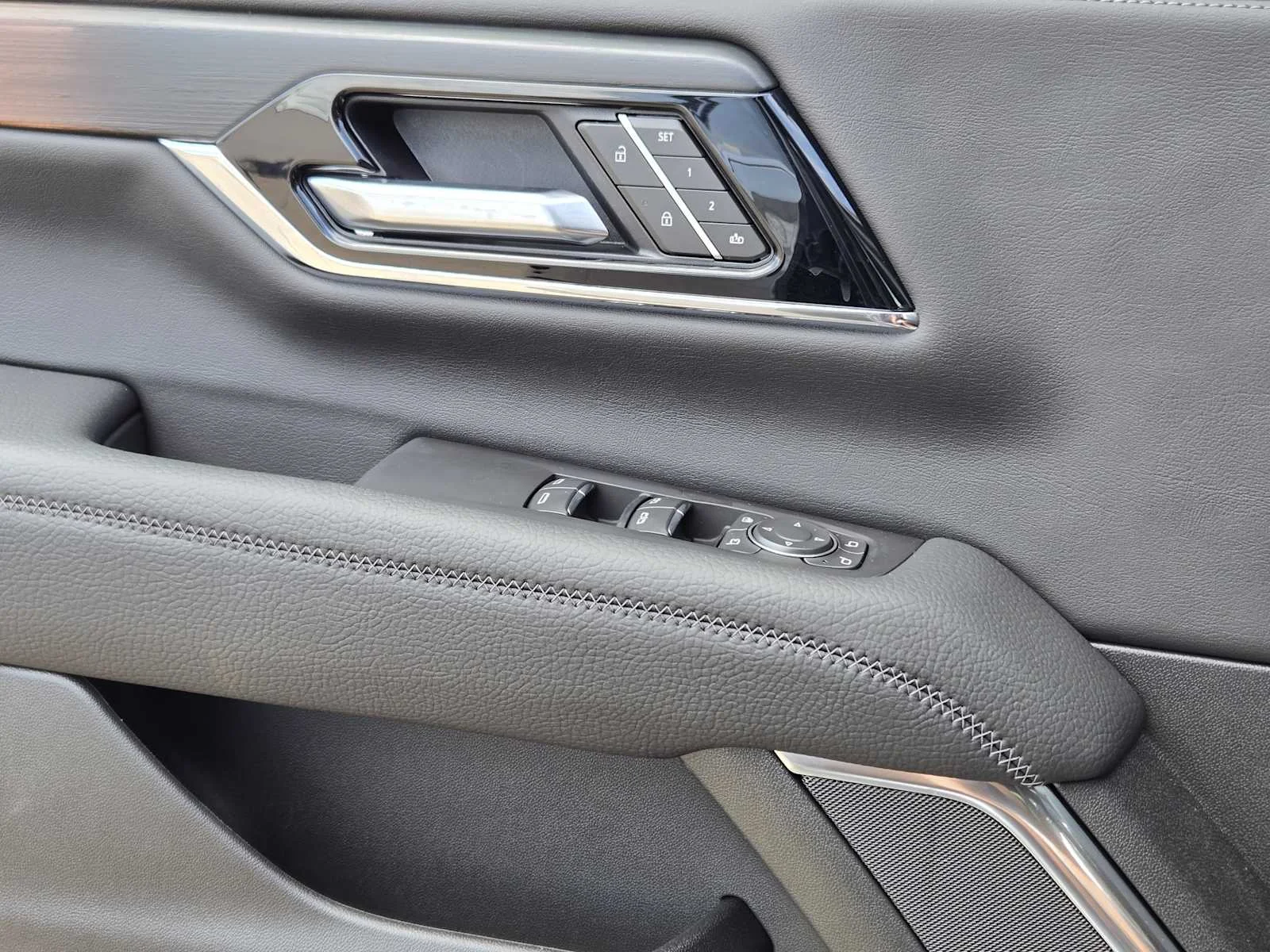 New 2026 Sterling Metallic GMC Denali image 15