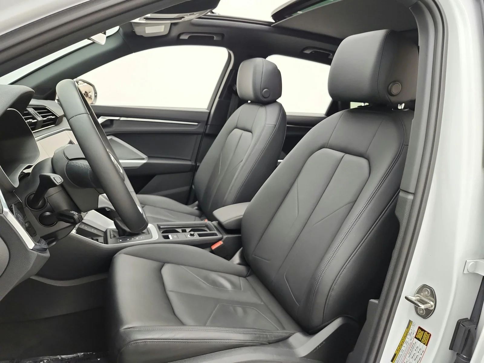 Used 2024 Arkona White Audi Premium 40 TFSI quattro image 15