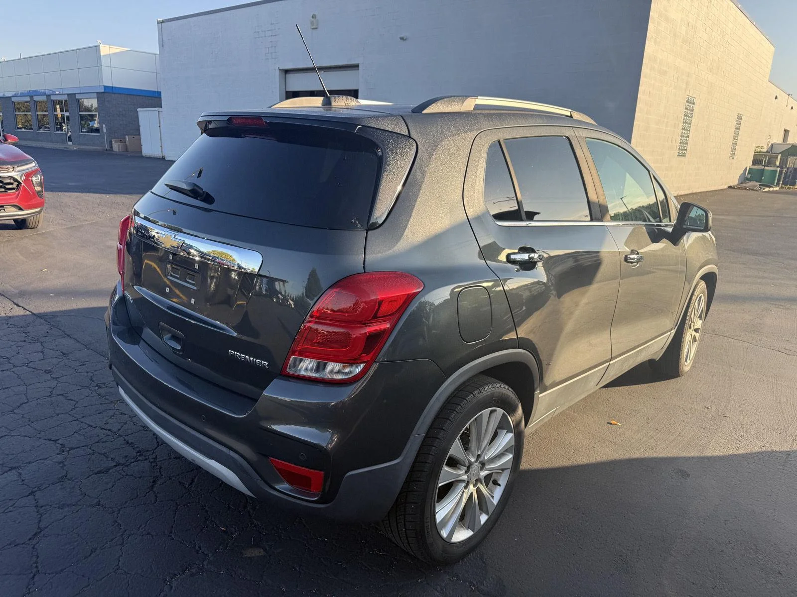 Used 2019 NIGHTFALL GRAY METALLIC Chevrolet Premier image 7