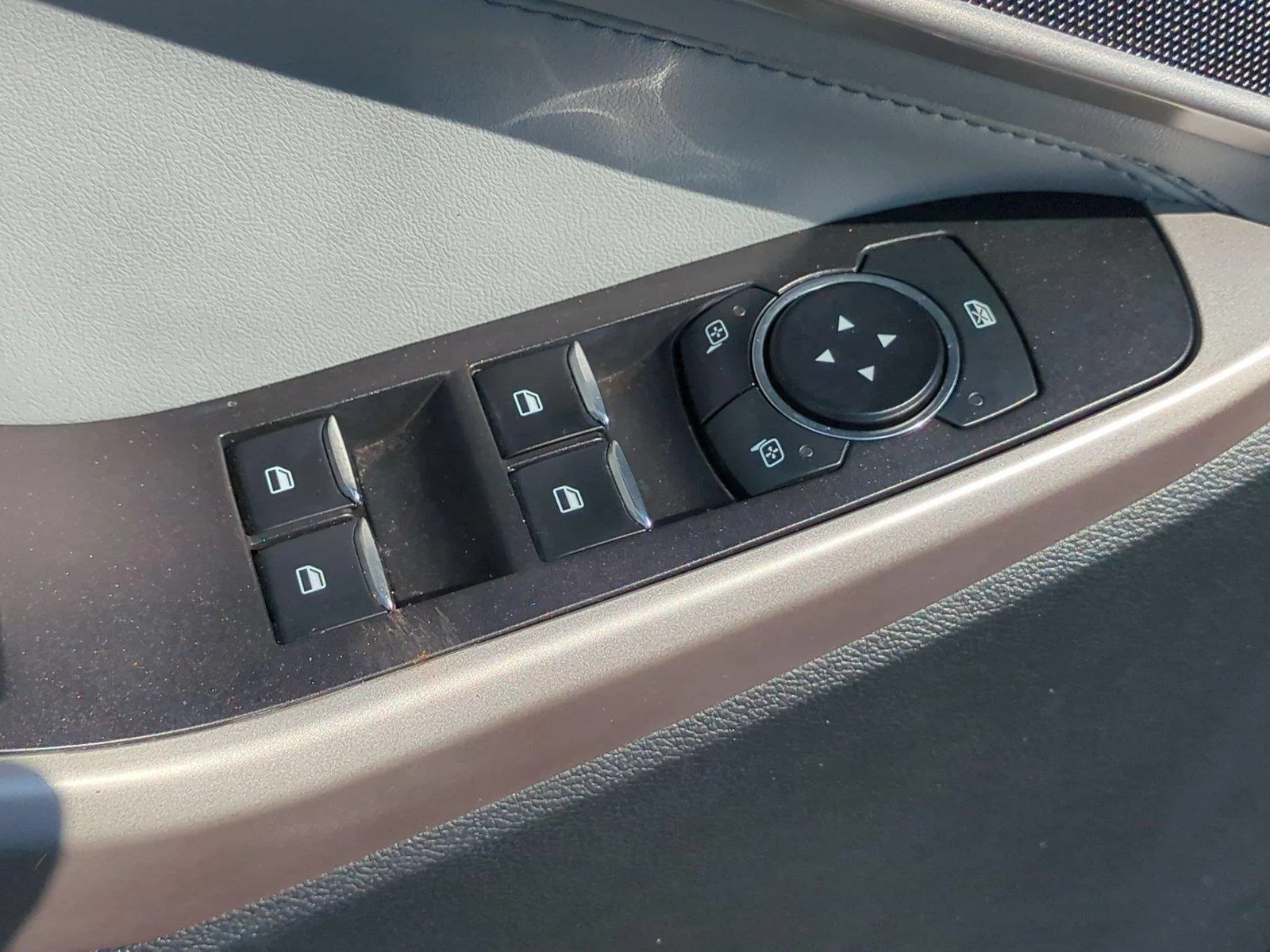 Used 2023 Agate Black Ford XLT image 16