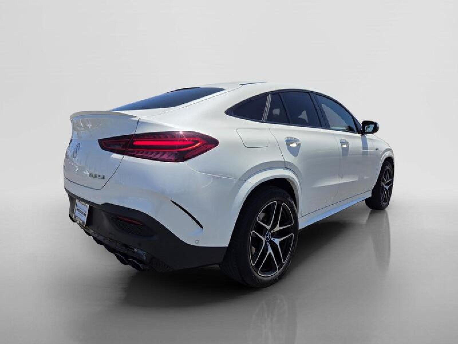 Certified Used 2024 MANUFAKTUR Diamond White Metallic Mercedes-Benz AMG® GLE 53 image 5