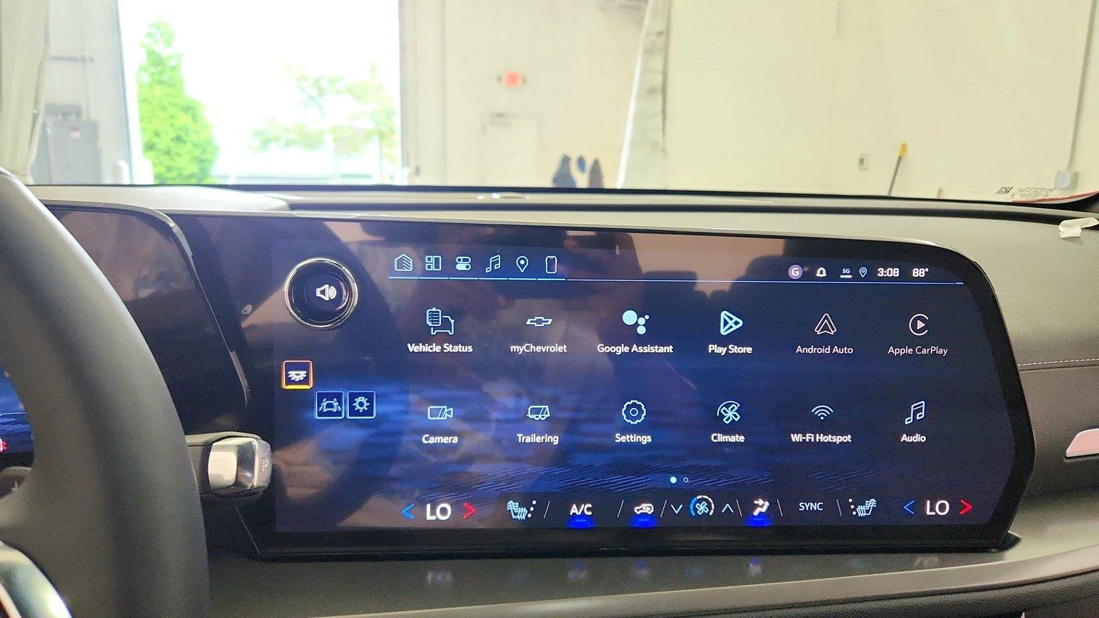 2026 Chevrolet Traverse LT - Photo 16