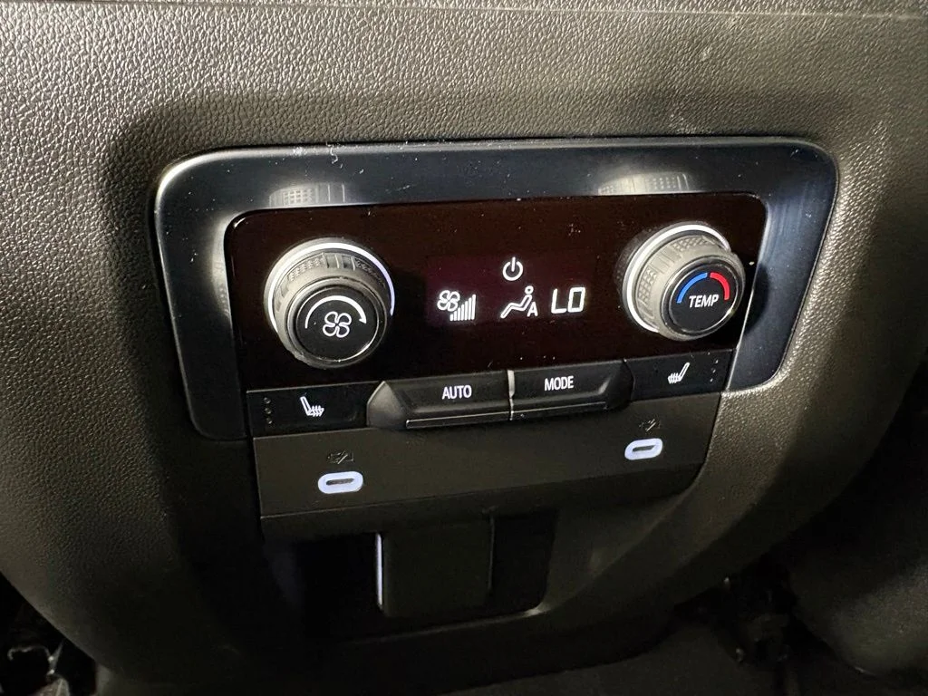 Used 2024 Black Chevrolet High Country image 47
