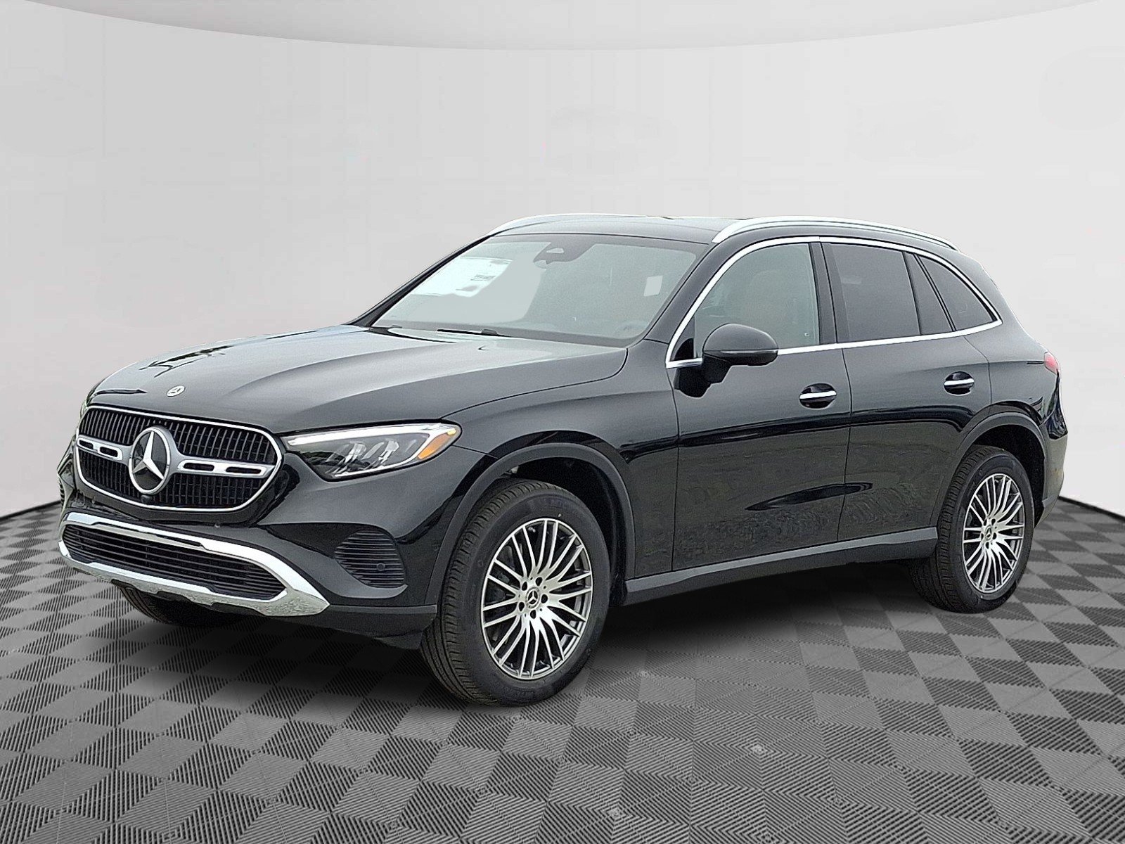 2026 Mercedes-Benz GLC Base - Photo 3