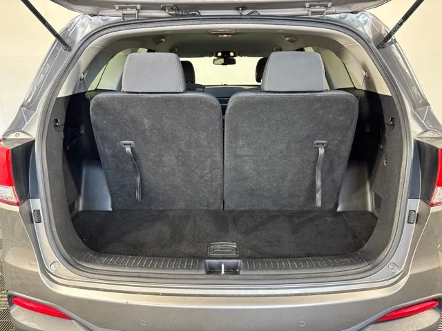 Used 2017 Silver Kia LX image 21