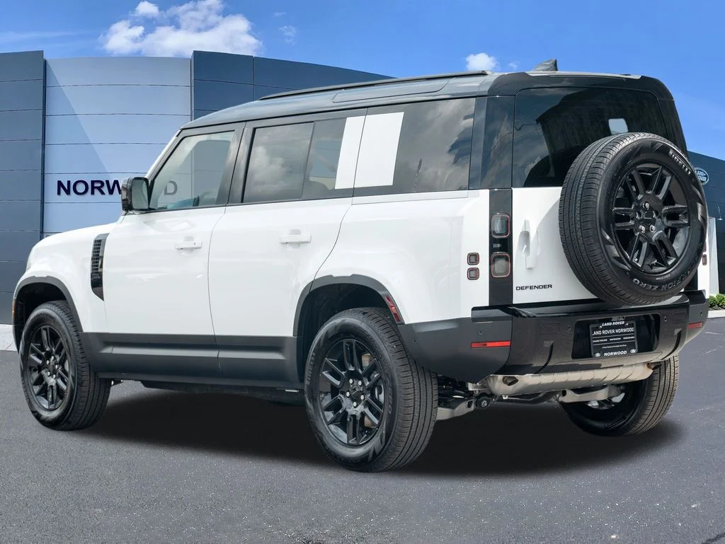 New 2026 Fuji White Land Rover S image 6