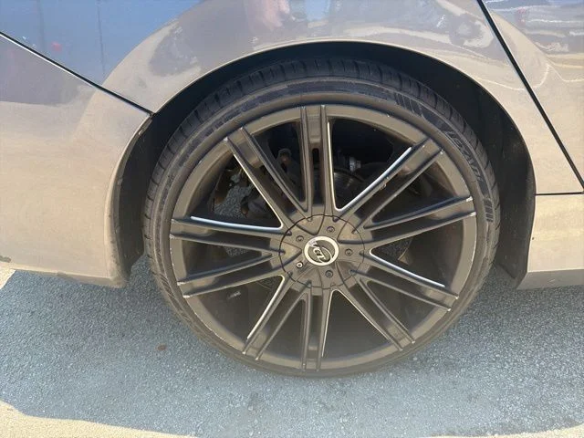 Used 2019 Gray Honda LX image 6
