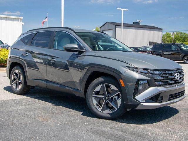 New 2026 Gray Hyundai SEL FWD image 2