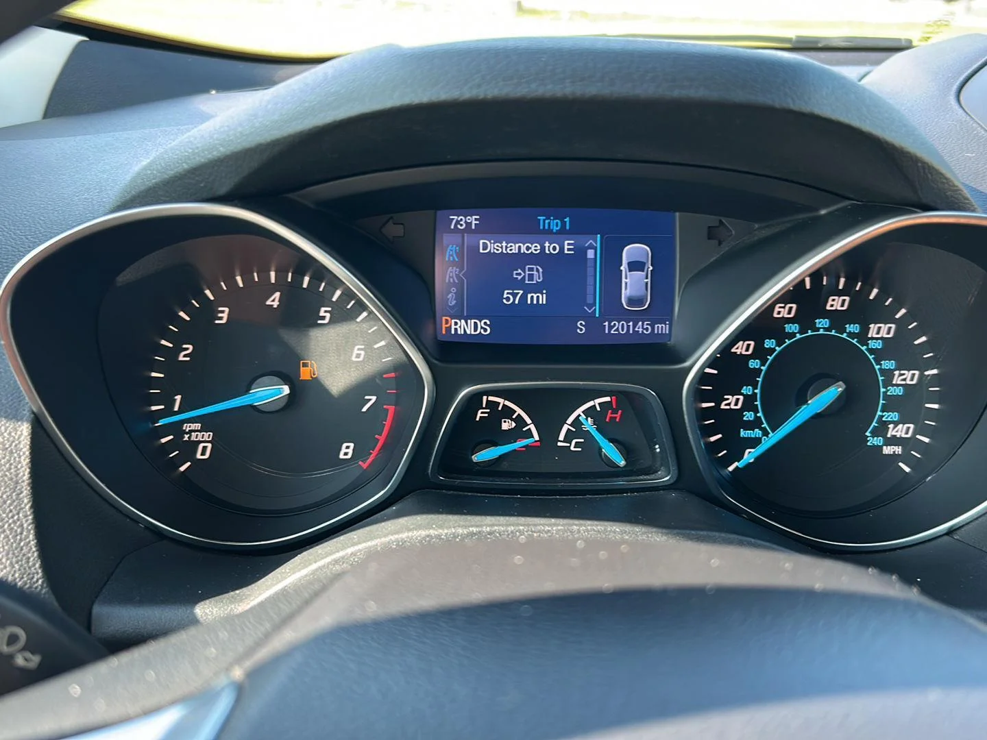 Used 2013 Ingot Silver Metallic Ford SE image 13