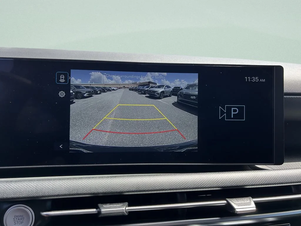 Used 2025 Gray Hyundai SEL Convenience image 28