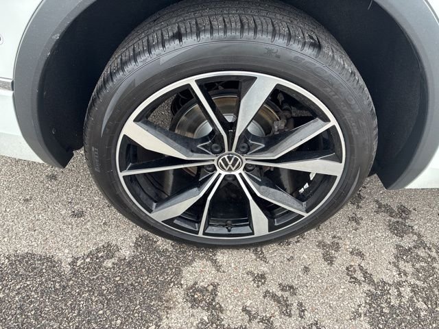 Certified 2022 Volkswagen Tiguan SEL R-LINE with VIN 3VV4B7AX5NM168626 for sale in Kansas City