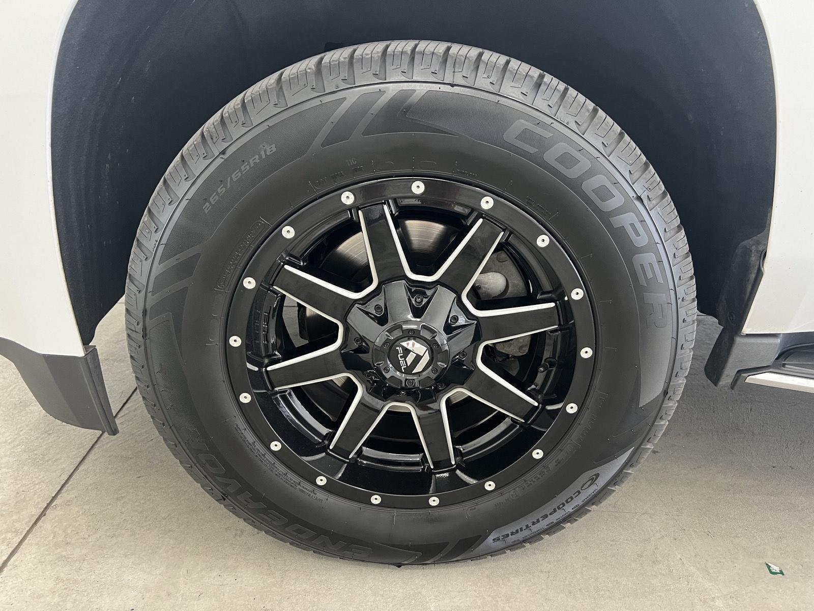 Used 2016 Summit White GMC SLT image 7