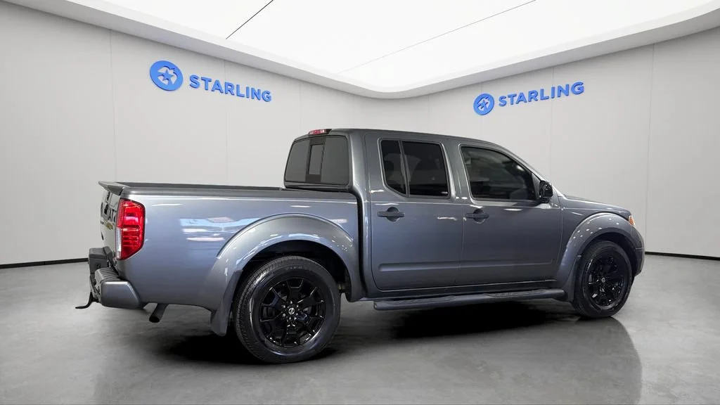 2020 Nissan Frontier SV - Photo 11
