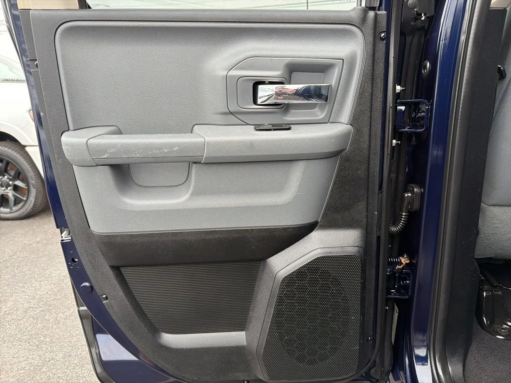 Used 2013 Blue Ram SLT image 18