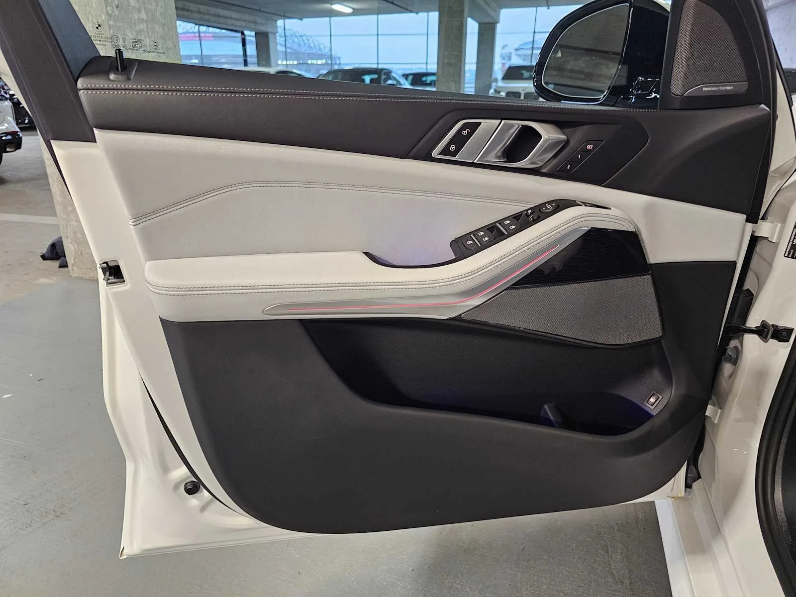 New 2026 Alpine White BMW xDrive50e image 21