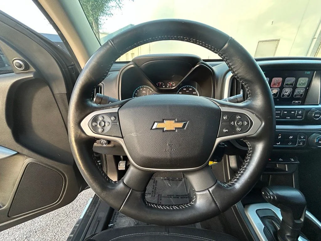 Used 2018 Graphite Metallic Chevrolet LT image 15