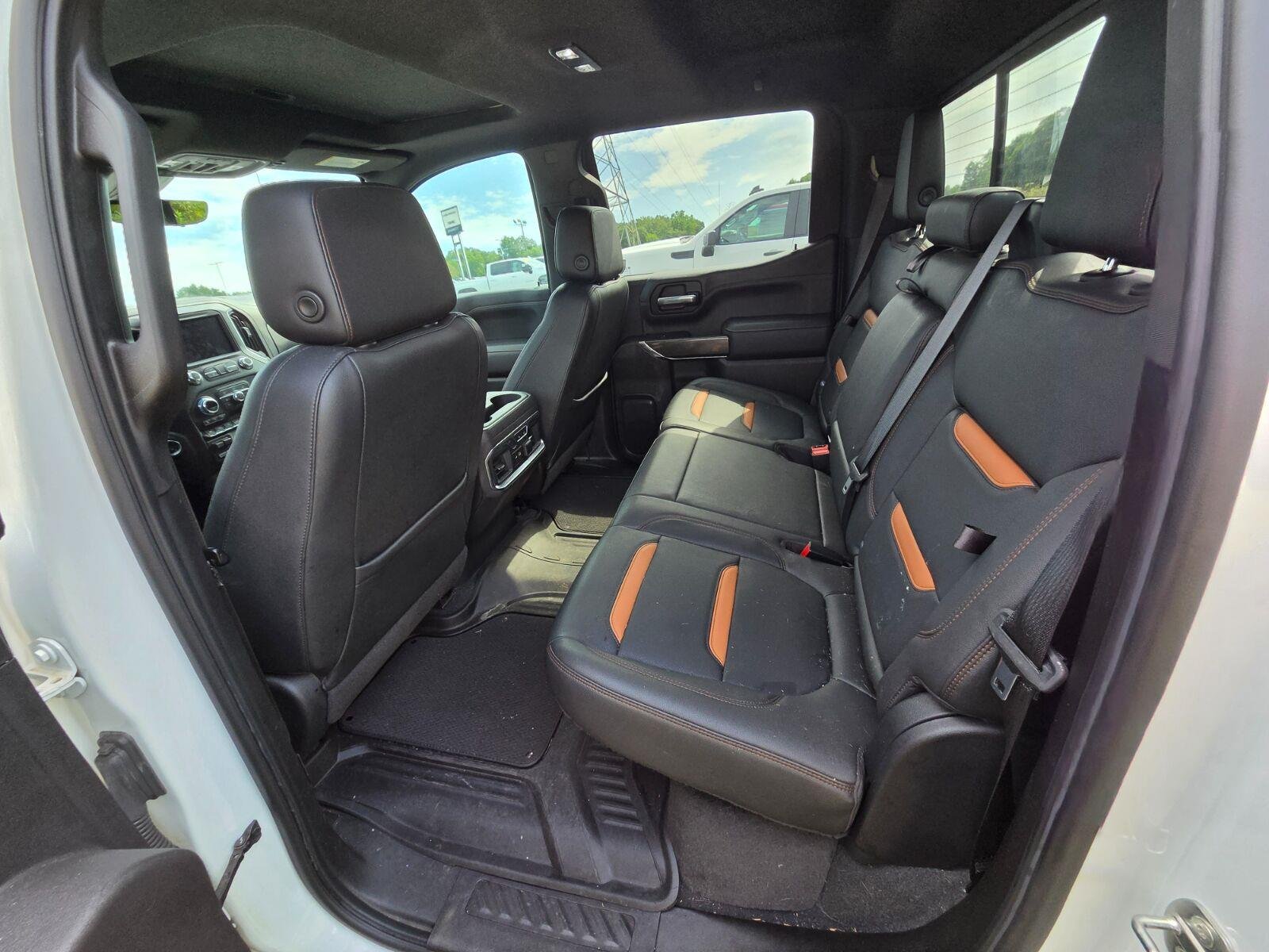 Used 2021 SUMMIT WHITE GMC AT4 image 10