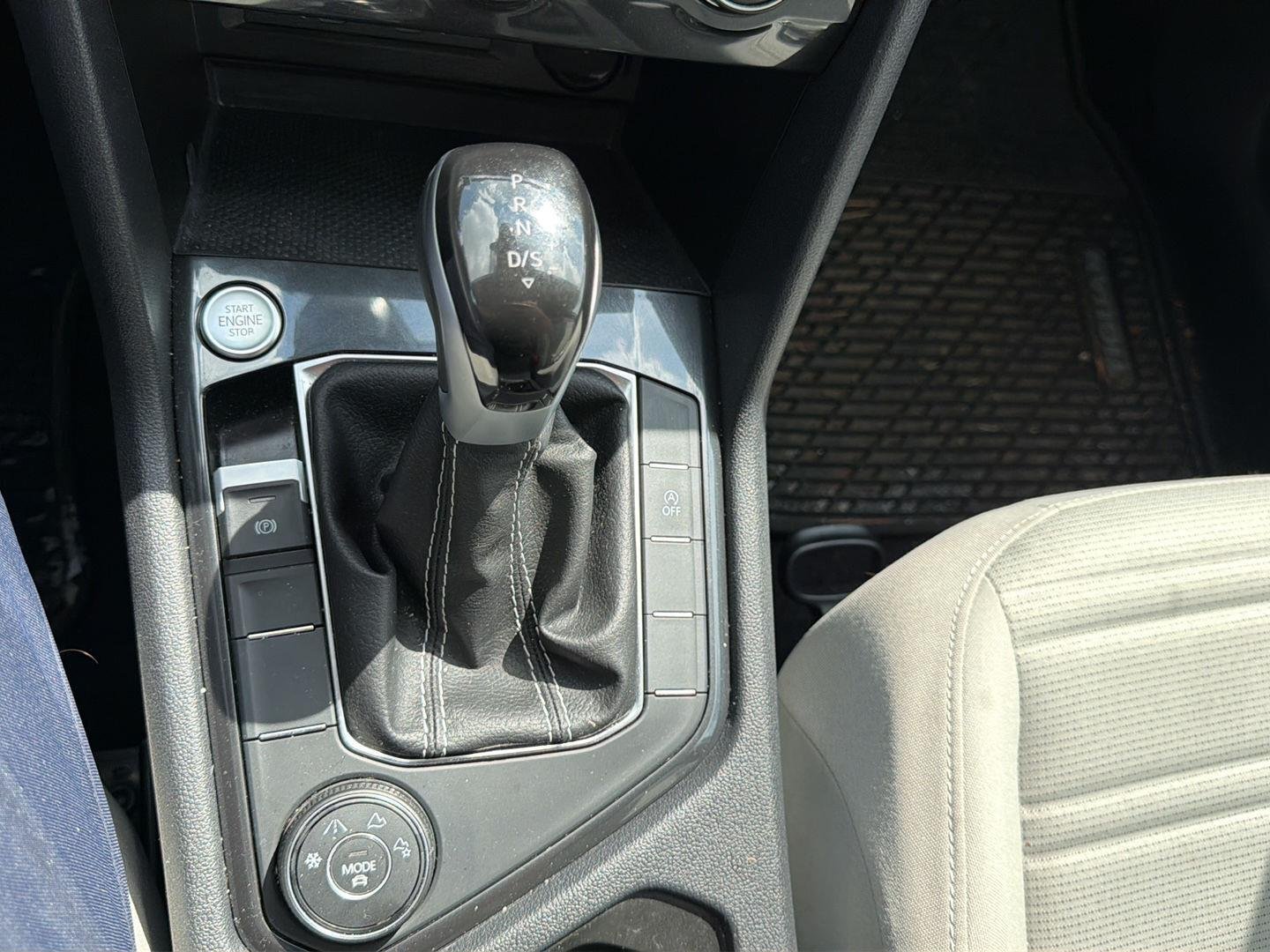 Used 2024 Pure White Volkswagen S image 17