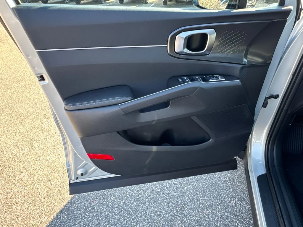 New 2026 Ivory Silver Kia S image 10