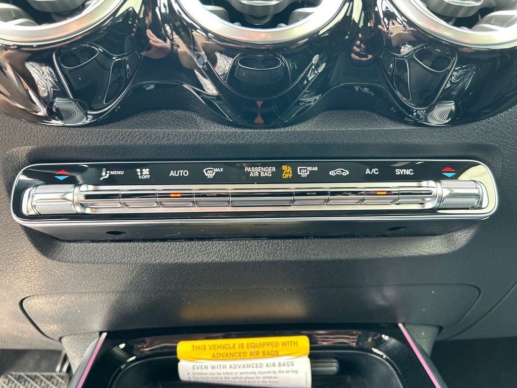 New 2026 Night Black Mercedes-Benz GLB 250 image 22