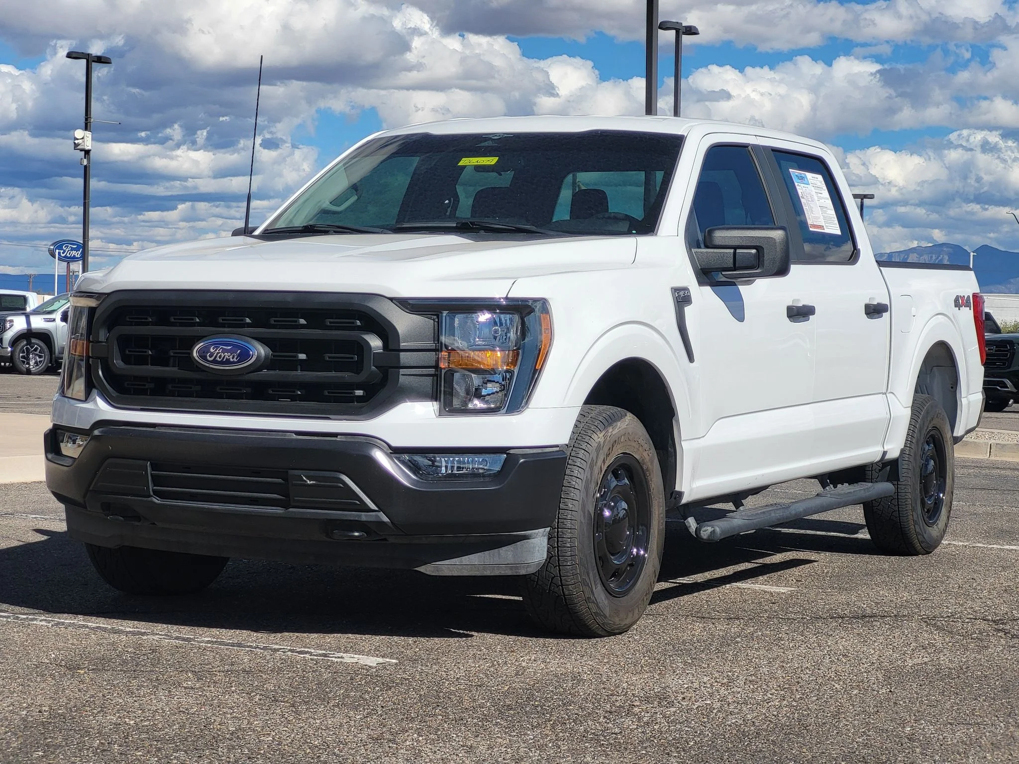 Used 2023 White Ford XL image 4