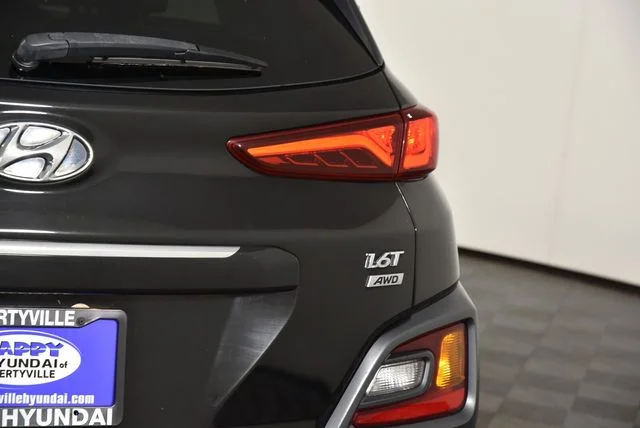 Used 2021 Black Hyundai Ultimate image 8