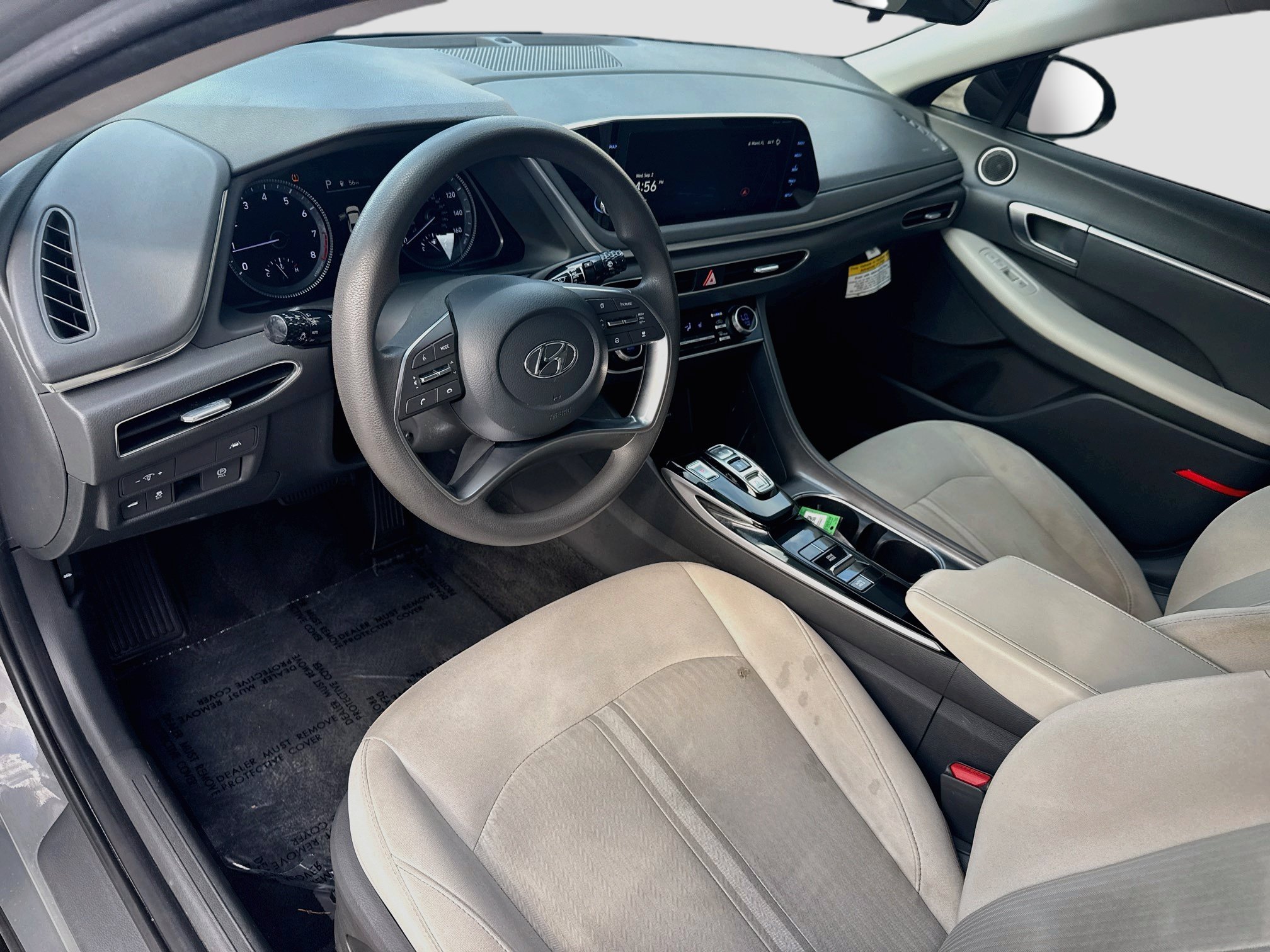 Used 2023 Hampton Gray Hyundai SEL image 7