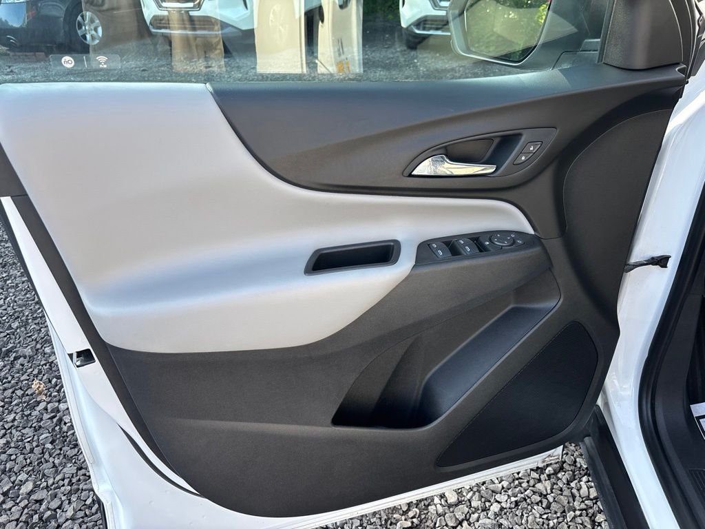 Used 2021 White Chevrolet LS image 16