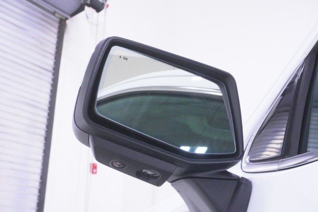 2026 GMC Sierra 1500 SLT - Photo 17