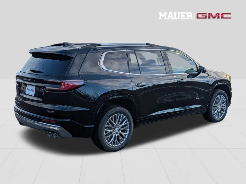 2026 GMC Acadia Denali - Photo 2