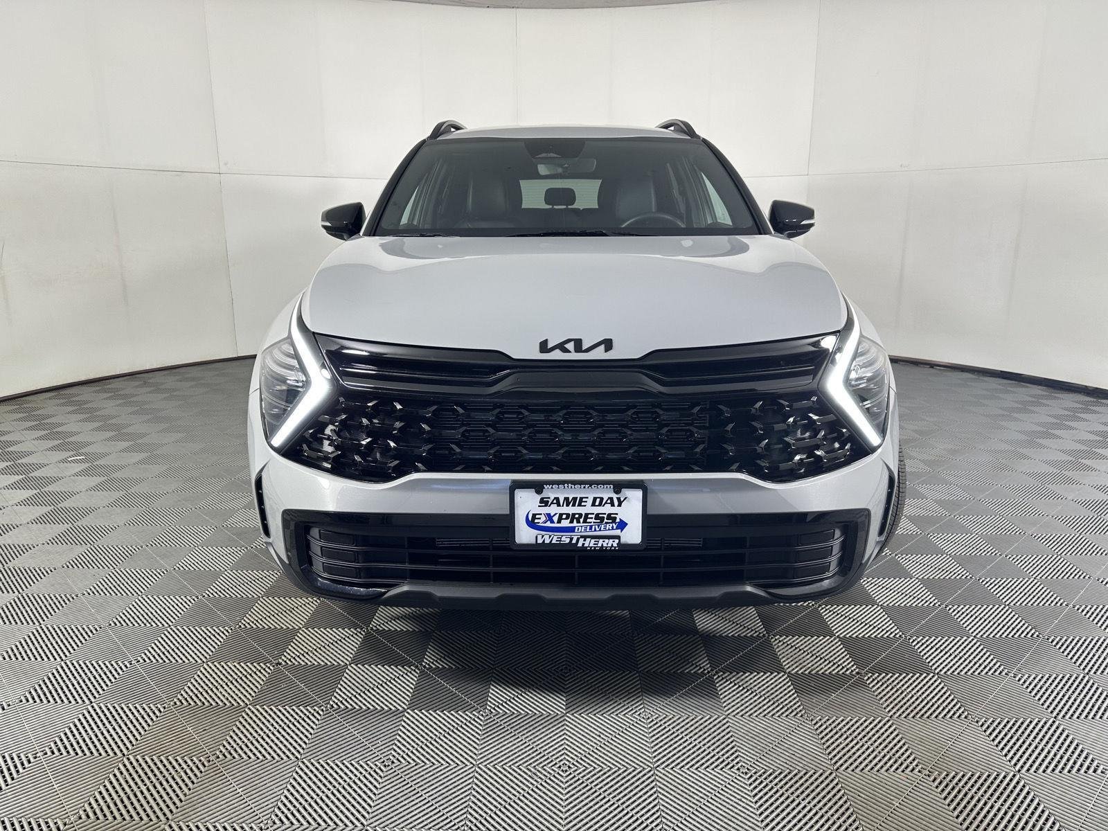 Used 2025 Wolf Gray Kia X-Line image 2