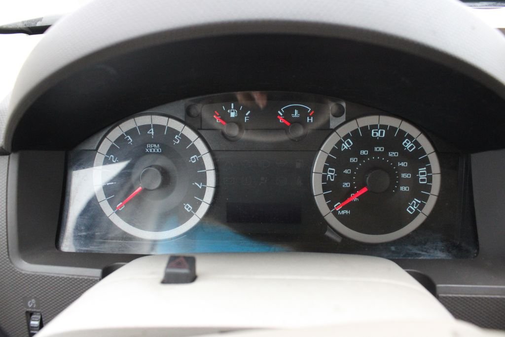 Used 2010 Black Ford XLT image 9