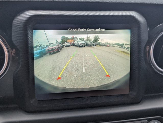 Used 2021 White Jeep Unlimited Rubicon 392 image 19