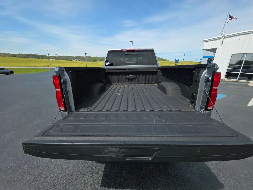 Used 2025 Gray Chevrolet LTZ image 23