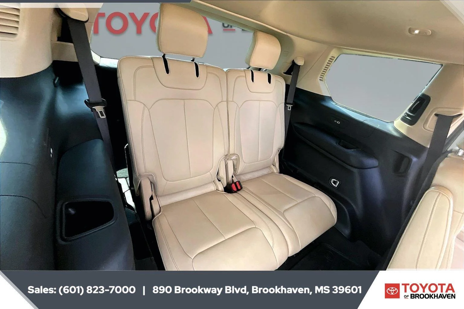 Used 2021 Bright White Clearcoat Jeep Limited image 21