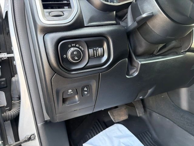 Used 2020 Silver Ram Laramie image 14