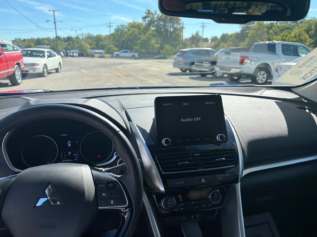 Used 2026 Blue Mitsubishi SE image 21