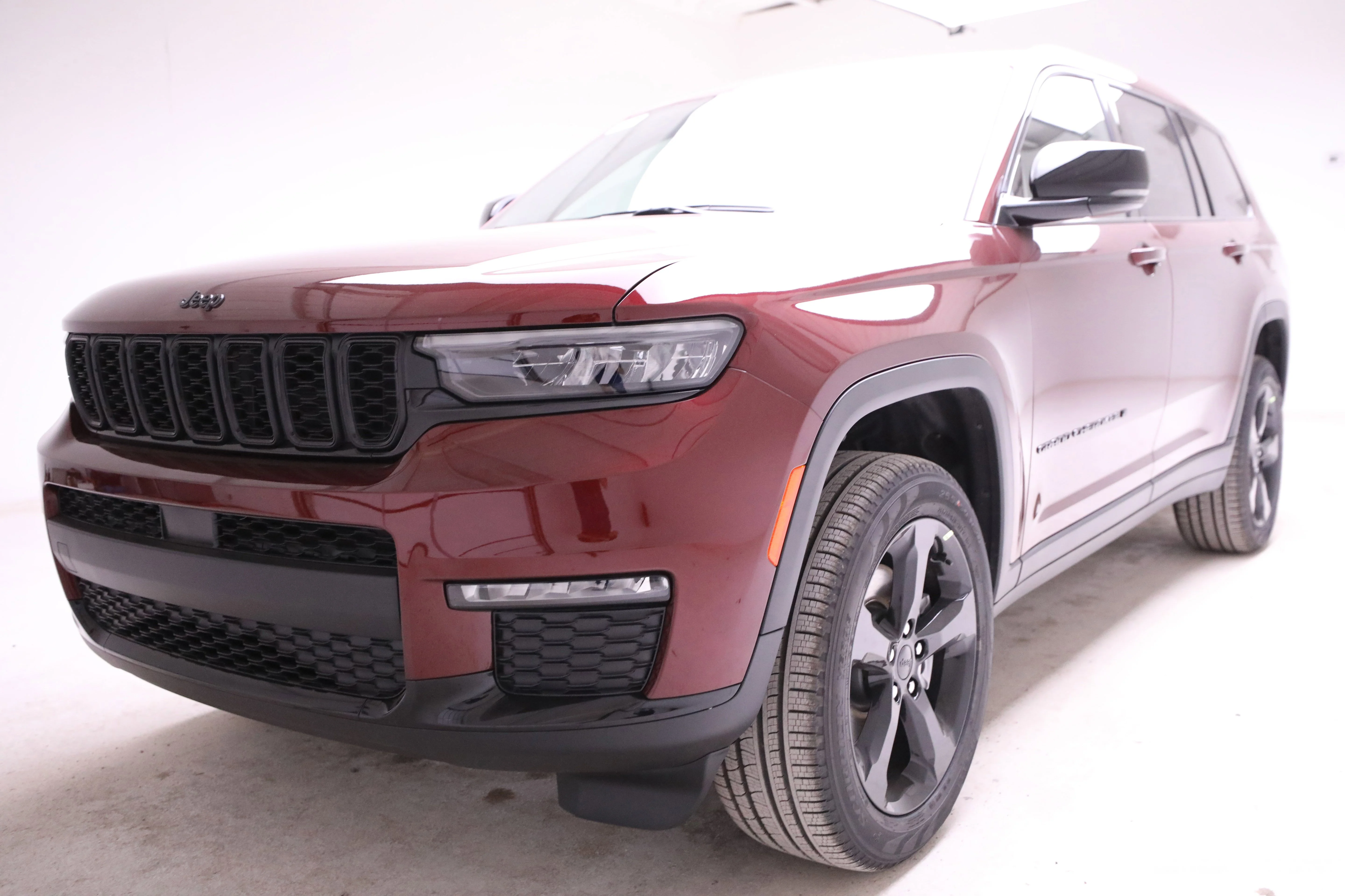 New 2025 Jeep Grand Cherokee L Limited 4x4